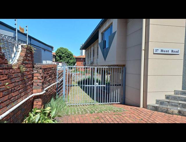 466M² BUSINESS FOR SALE IN GLENWOOD